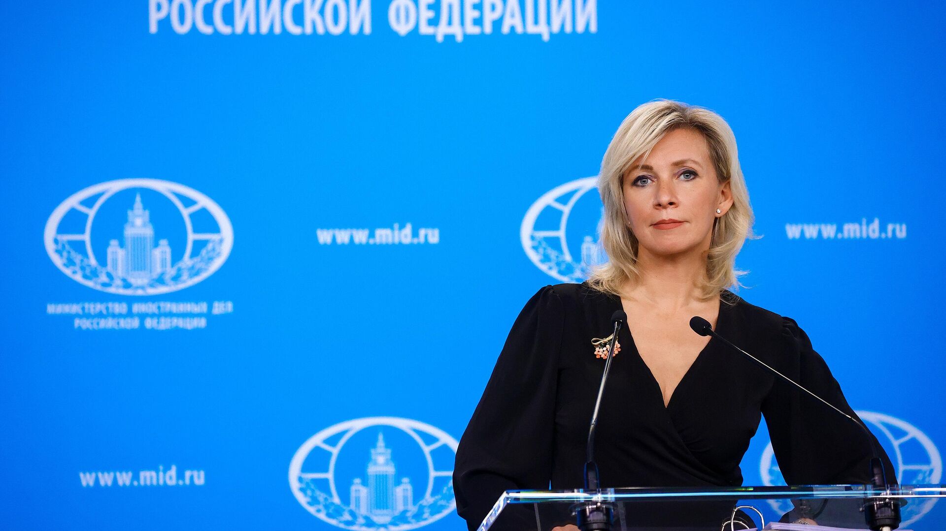 Захарова прокомментировала антироссийскую резолюцию Европарламента