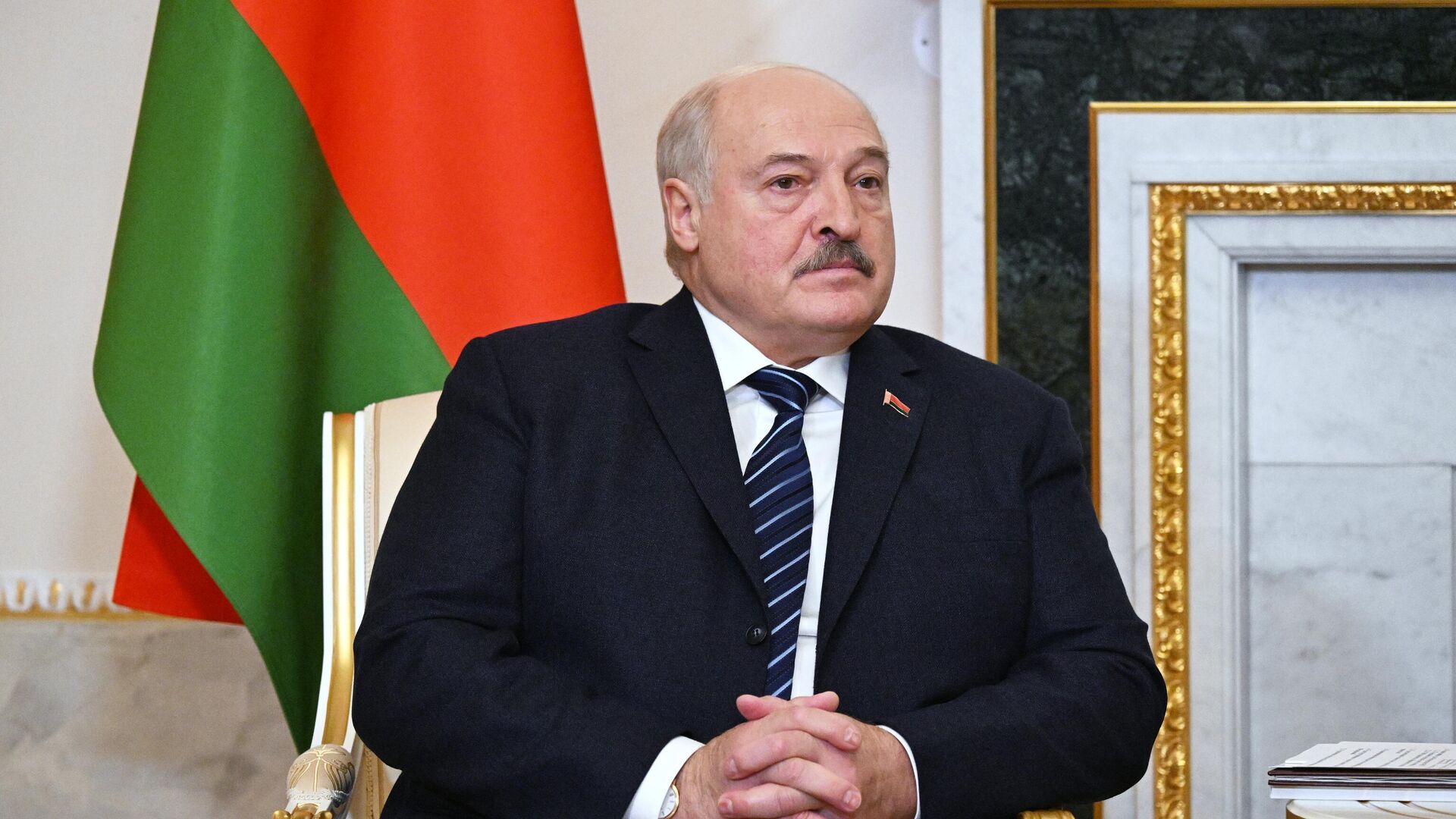 Войска НАТО не будут защищать Украину, считает Лукашенко