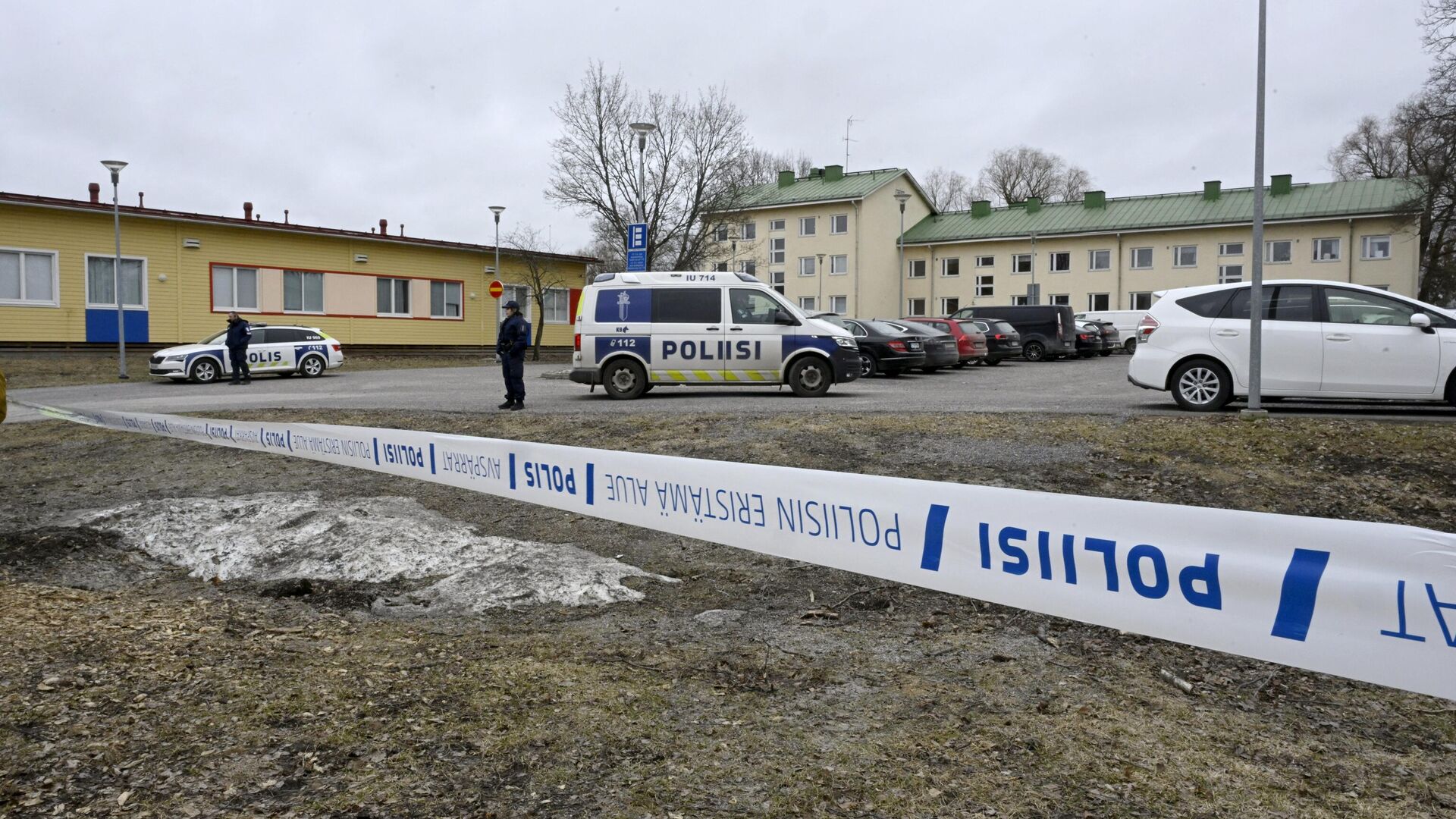 Россияне не пострадали при стрельбе в школе в Финляндии