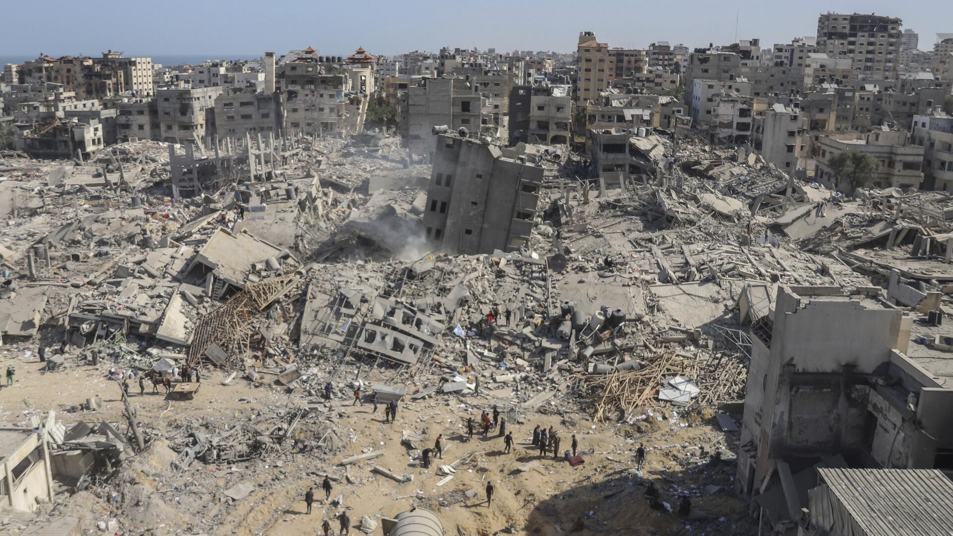 Число погибших при ударах по сектору Газа достигло 33 545 человек