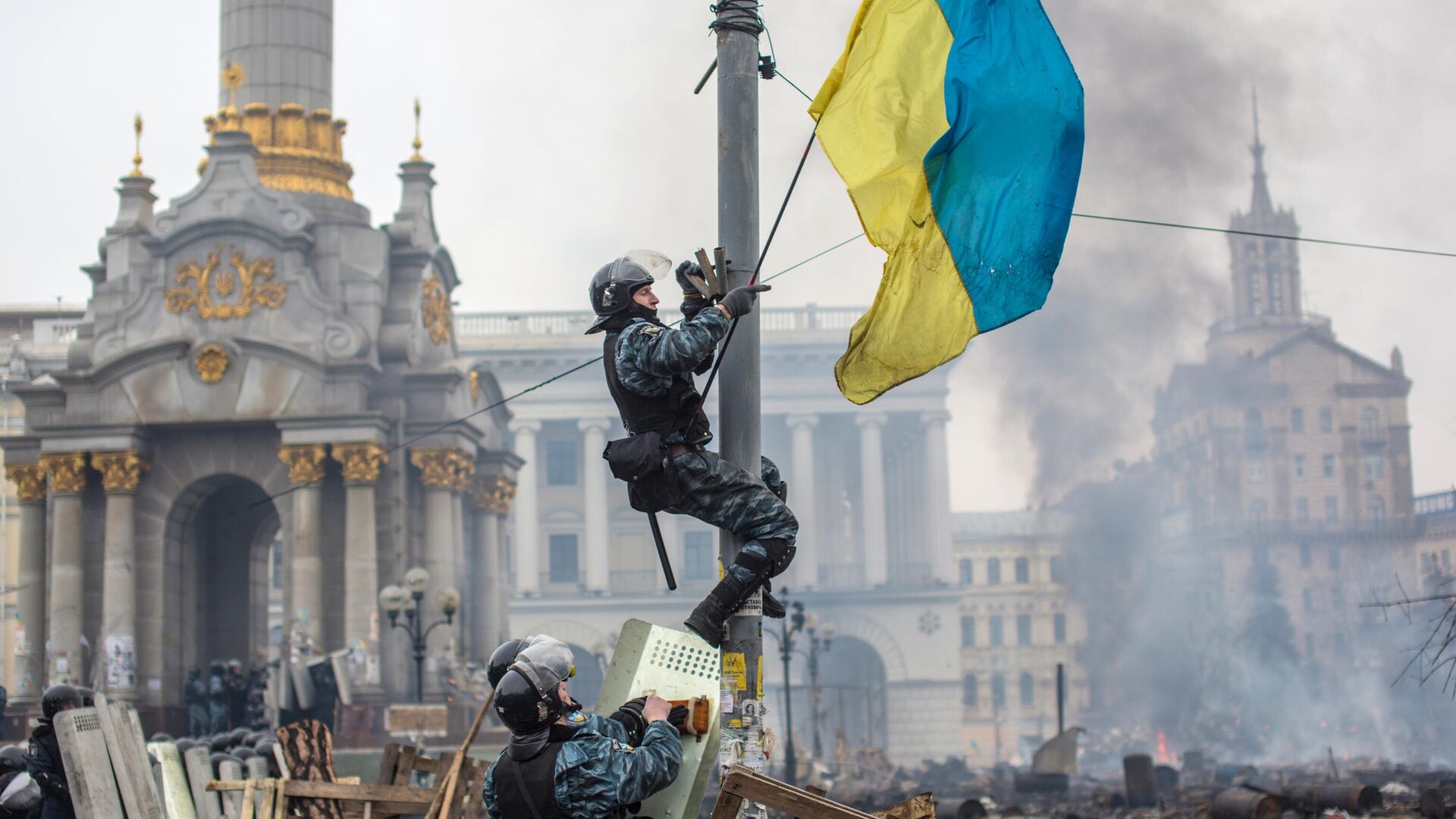 Киев в 2014 году охватило мракобесие, заявил Мирошник