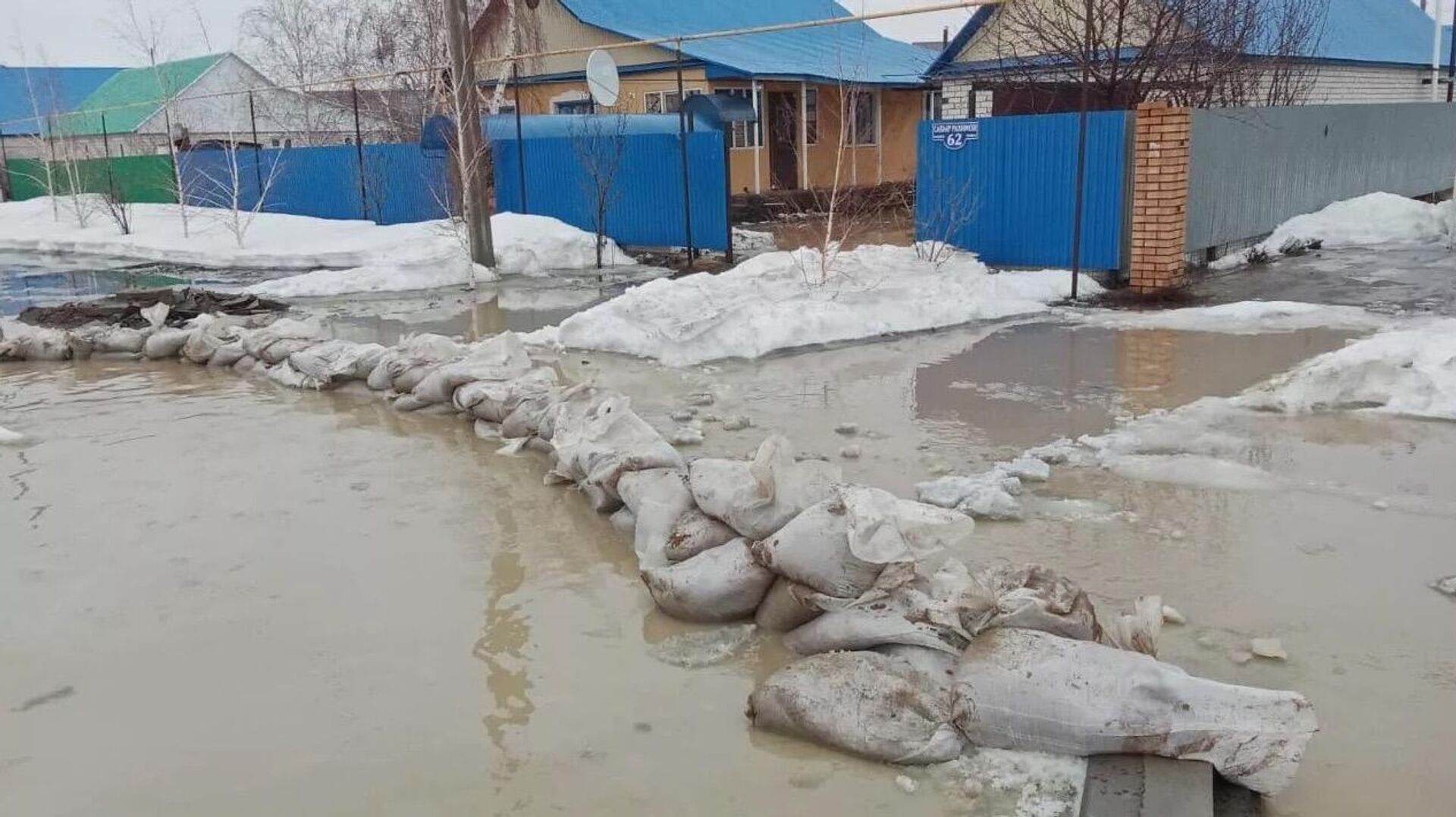 Казахстан ввел жесткий режим экономии госсредств из-за паводков