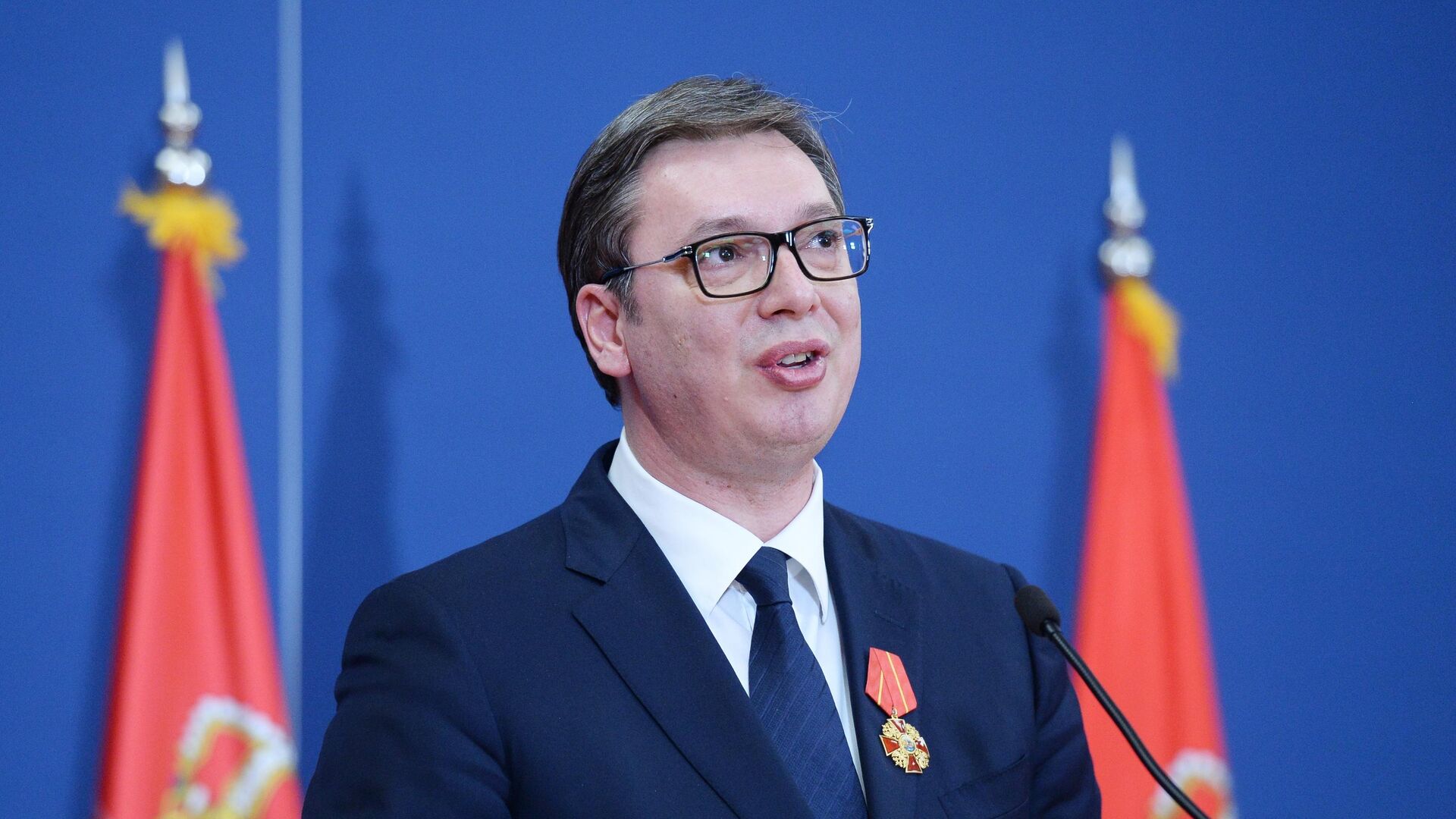 Вучич назвал причины провала цветной революции в Сербии
