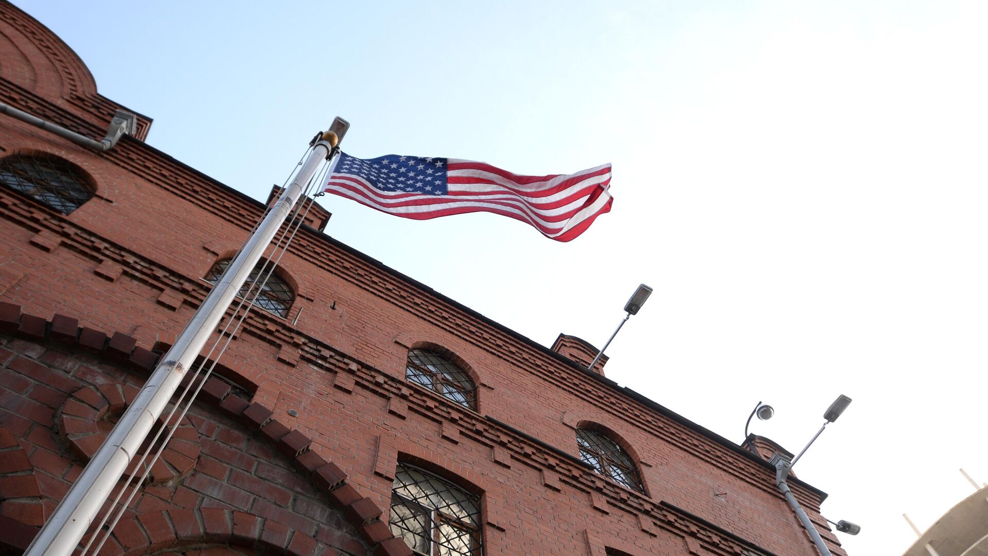 Власти США используют личные данные для поиска нелегалов, пишет WP