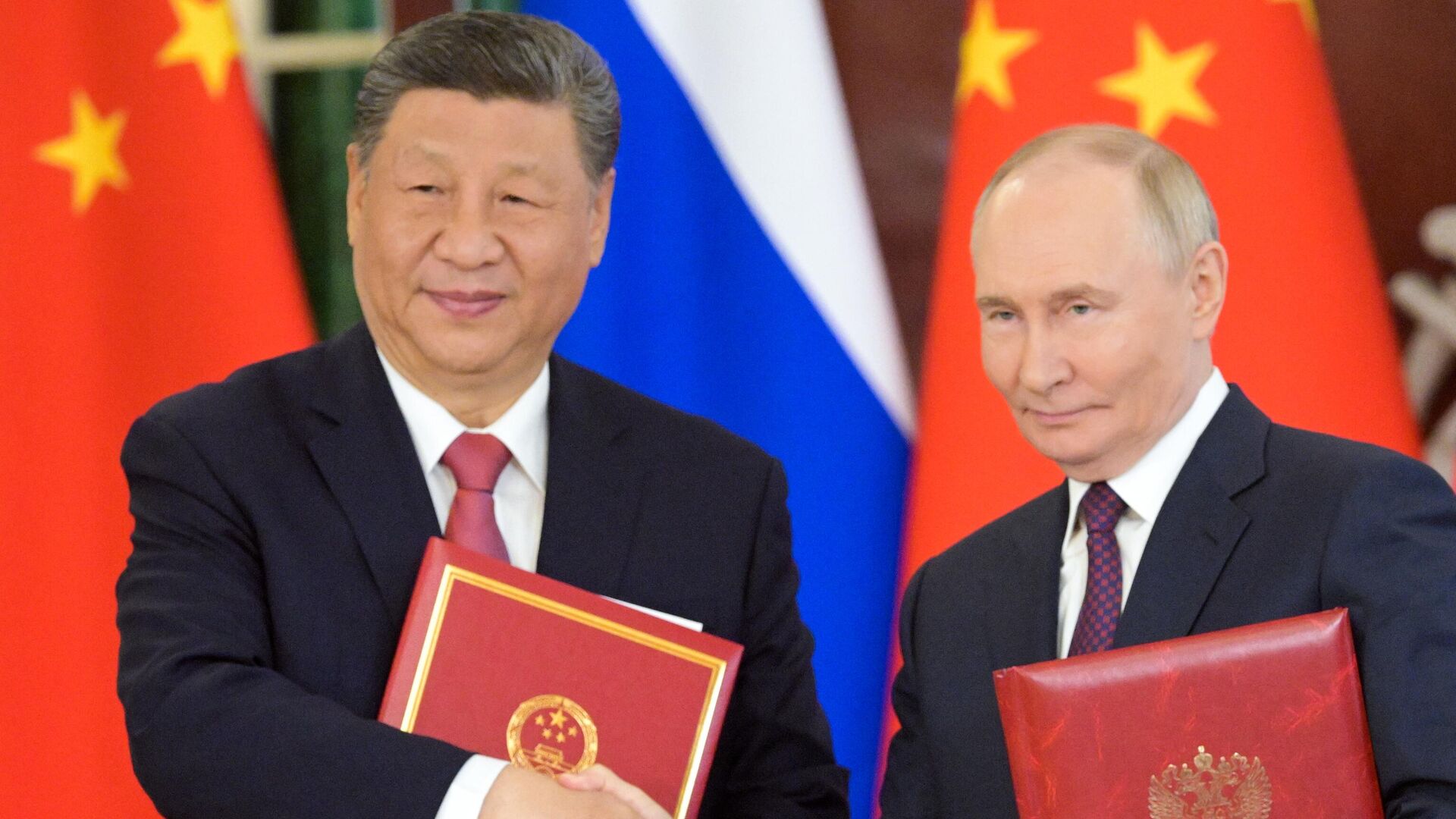 Эксперт назвал совместное заявление России и Китая историческим документом