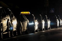 В Киеве из-за мобилизации значительно сократилось число таксистов