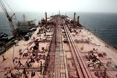 Стоимость перевозки нефти по морю взлетела