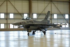 Нидерланды дополнительно поставят Украине шесть истребителей F-16