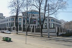 В Молдавии расследуют попытку поджога российского посольства