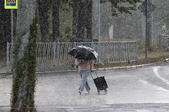Часть россиян предупредили о проливных дождях