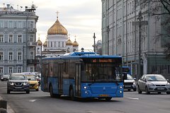 Россиянам назвали лучшие места в переполненном автобусе