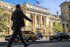 ЦБ повысил прогноз по инфляции в России