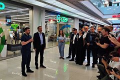 Сбер открыл первые стандартные полноформатные офисы в ЛНР и ДНР