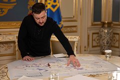 Зеленского высмеяли за контракты ВСУ для 18-летних украинцев