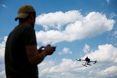 Беспилотники ВСУ снабжали Российскую армию сигаретами и шоколадом