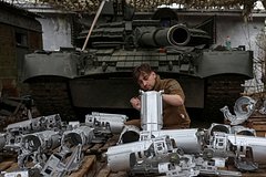 В Запорожье поразили завод по ремонту бронетехники ВСУ