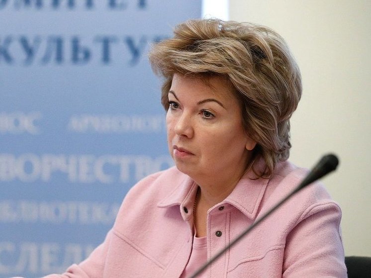 У Елены Ямпольской предложили присуждать и аннулировать почетные звания актерам через «Госуслуги»
