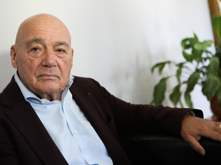 Дедушка российского ТВ: Владимиру Познеру 1 апреля исполнилось 90 лет