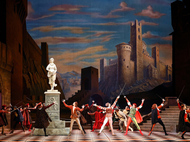 В Большом театре восстановили легендарный спектакль: новая версия «Ромео и Джульетты»