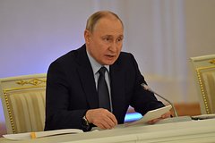 Путин высказался об обнажающих гениталии чудиках