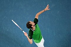 Медведев проиграл в финале Australian Open