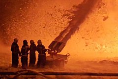 Пожар из-за атаки ВСУ в резервуаре нефтебазы в Курской области локализовали