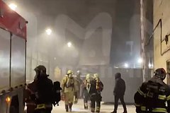Появились новые подробности о загоревшихся зданиях во дворе «Известий» в Москве