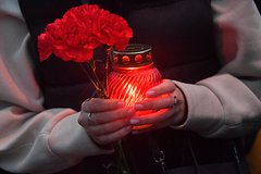 В Москве сожгли мемориал жертвам теракта в «Крокус Сити Холле»