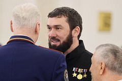 Путин присвоил соратнику Кадырова звание генерал-майора