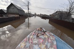 Вода в Ишиме в Тюменской области за шесть часов поднялась на 40 сантиметров