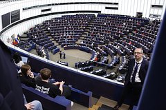 Европарламент одобрил меры торговой поддержки Украины