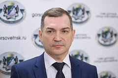 Избранный после отмены прямых выборов мэр Новосибирска вступил в должность
