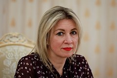 Захарова высмеяла заявление Зеленского об украинском шевроне на плече у Бога