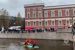 В МЧС назвали число жертв среди пассажиров утонувшего в Петербурге автобуса