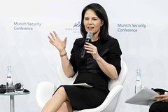 В России оценили выражение лица главы МИД Германии на Мюнхенской конференции