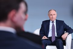 Путин заявил об огромном вкладе всех народов СССР в Победу