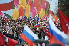 Готовность к трудовому подвигу политолог назвал одной из главных черт российского общества