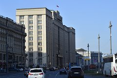 В Госдуме предложили упростить получение звания ветерана труда для сотрудников ОПК